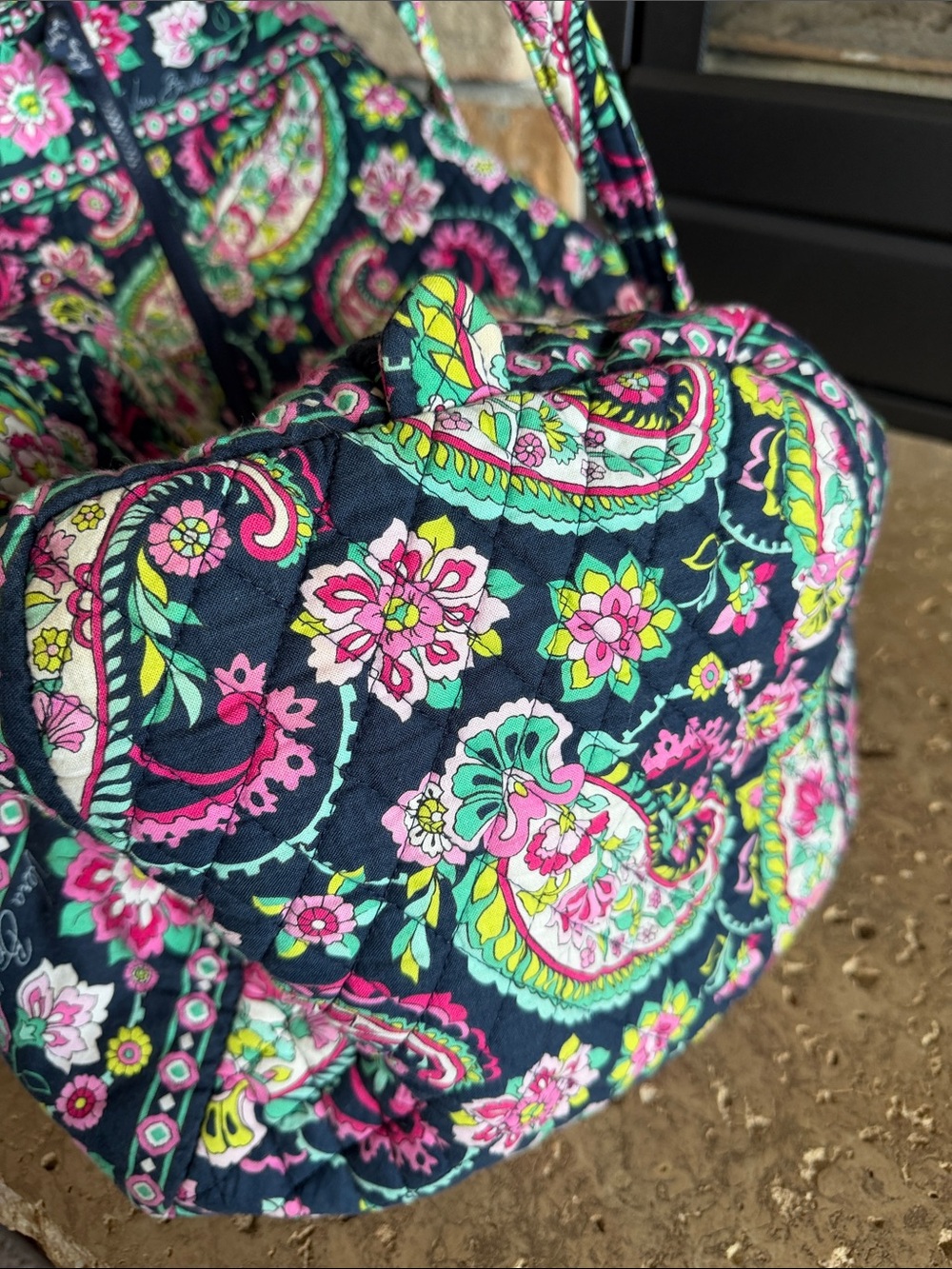 Vera Bradley Retired Petal Paisley Quilted Travel Duffel Weekender Bag sz L - Picture 4 of 8